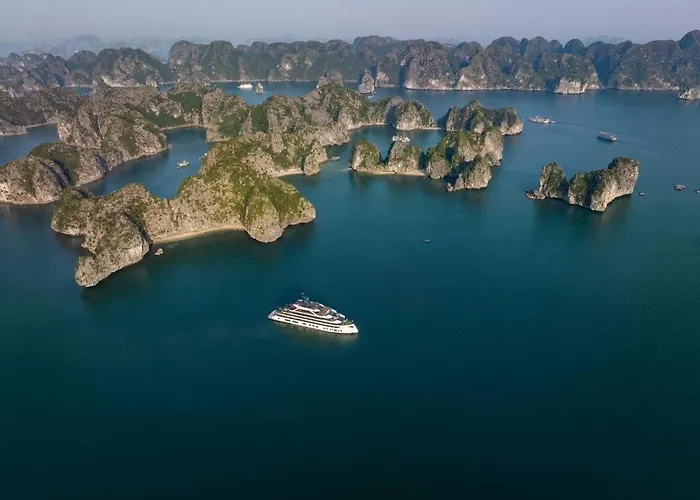 Botel Tulip Cruise By Hag 5*